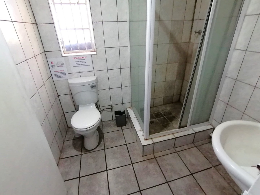 17 Bedroom Property for Sale in Brandwag Free State